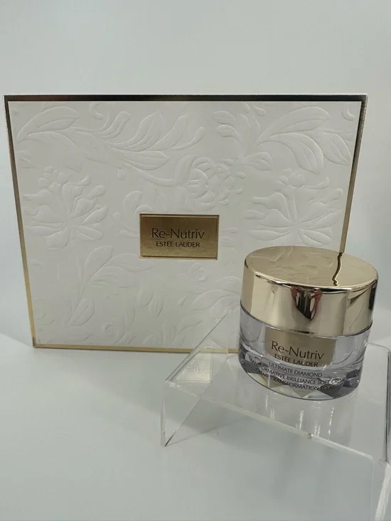 ESTEE LAUDER Re-Nutriv Ultimate Diamond Transformative Brilliance Soft Creme - Picture 6 of 6